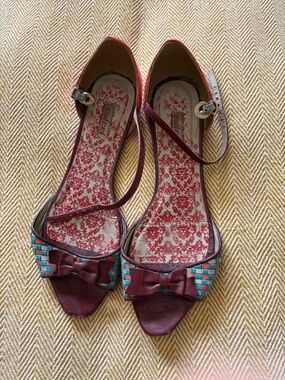 Colcci Leather Woven Kitten Heels – Size 38 (US 7–7.5)